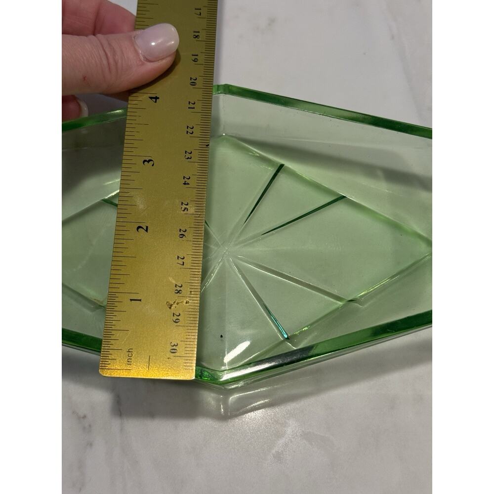 Vintage Art Deco Uranium Glass Divided Relish Dish - "Pyramid" Read - Picture 5 of 8